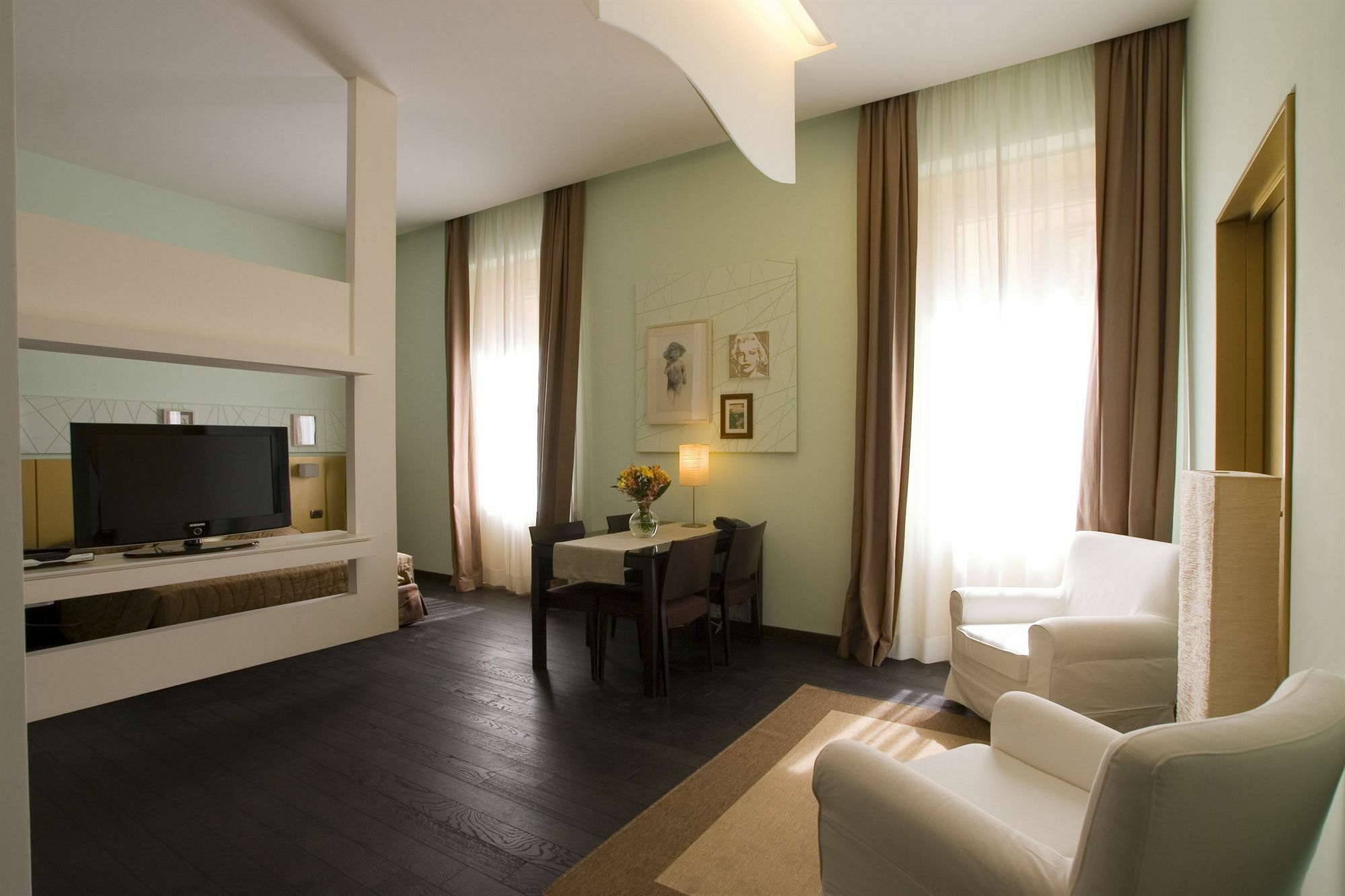 Ht Romeo Al Babuino Hotell Exteriör bild
